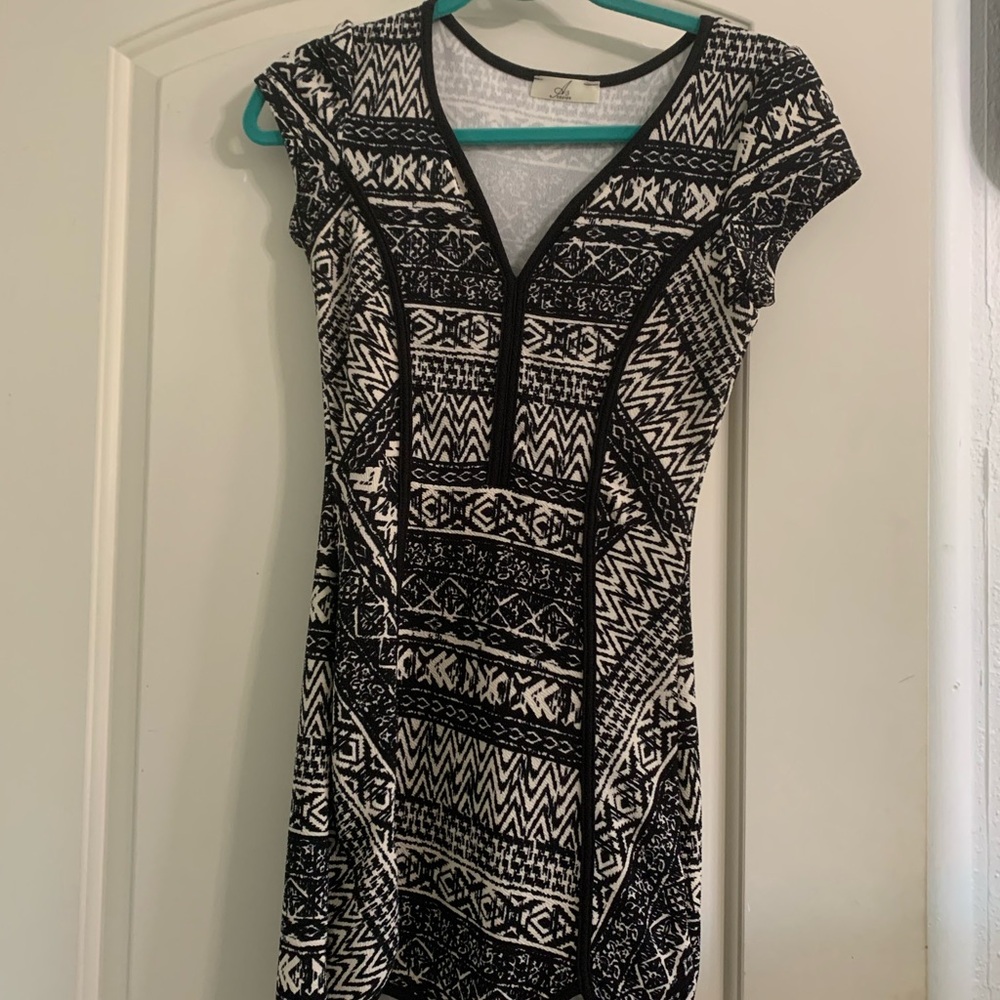 Black and White Patterned Women's Dress
